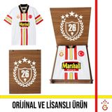 Galatasaray Lisanslı 1998-1999 Beyaz Retro Forma 26 Şampiyonluk Ahşap Kutulu E251568 - XL