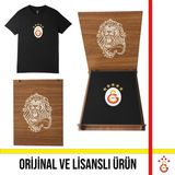 Galatasaray Lisanslı 5 Yıldız Büyük Logolu Siyah T-Shirt Aslan Ahşap Kutulu E251402