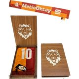 Galatasaray Metin Oktay Kaşkol Şal Atkı Hediyelik Sarı - Kırmızı Renkli Standart Beden Ahşap Kutulu