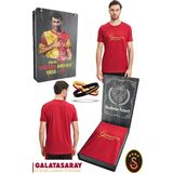 Galatasaray Orijinal Lisanslı Kırmızı Erkek T-Shirt + Bileklik Set Hediyelik Ahşap Kutulu