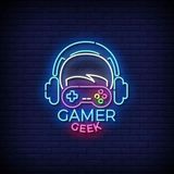Gamer Geek Neon Tabela, Oyun Odası Duvar Dekoru | Neon Işıklı Tasarım, Oyun Konsolu Figürü, Kulaklık Motifi, Tuğla Duvar Temalı, Renkli LED Görünüm
