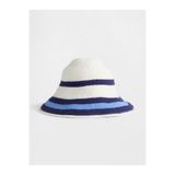 GAP Bebek Beyaz Çizgili Örgü Bucket Şapka