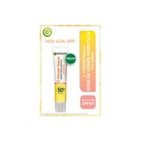 Garnier C Vitamini Parlak Fluid Yüz Kremi Işıltılı Doku SPF50 40 ML 2 Adet Güneş Koruyucu