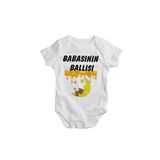 Genel Amcasının Ballısı Yazılı Baskılı Beyaz Bebek Zıbını