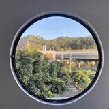 Generico Havalandırma Penceresi Dönebilir, 360° Dönebilen Yuvarlak Pencere - Optimum Havalandırma için Siyah Temperli Cam Tavan Rafı, Oyun Evleri, Bodrumlar ve Eğlence Alanları için Mükemmel