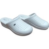 Gezer Beyaz Sabo Terlik - 42 Unisex Hemşire ve Doktorlar İçin Konforlu ve Dayanıklı Seçenek