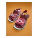 GEZER Kız Çocuk Pembe Kedi Desenli Ayarlanabilir Günlük Sandalet