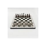 GGS GrandGiftStore Yüksek Kalite Ahşap Satranç Takımı ve Kutusunda Klasik Model Metal Dayanıklı Satranç Takımı 25x25 cm