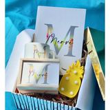 Gift Moda Kişiye Özel Harfli Ajanda Kutulu Kupa Ve Mini Ananas Led Işık Hediye Seti