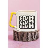 giftkonsept Gemini Retro Outline Baskılı İkizler Burcu Astroloji Doğum Günü Hediye Sarı Kulplu Kupa Bardak, QBT5350