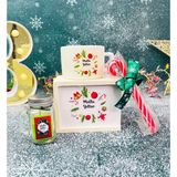 Giftmoda Mutlu Yıllar Tasarımlı Kutulu Kupa Baston Şeker Ve Kokulu Mum Yılbaşı Hediye Seti - Renkli