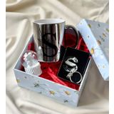 giftmoda Özel Kutulu Gümüş Epoksi Anahtarlık Kupa Ve Mini Melek Kar Küresi Hediye Seti
