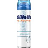 Gillette Skinguard Hassas Ciltler İçin Tıraş Jeli 250 ml Cilt Koruma Özelliği ile Erkekler İçin