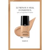 Giorgio Armani Luminous Silk Işıltılı ve Doğal Bitişli Fondöten 5 3614274277531