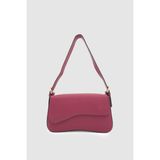 Glose Sert Dokulu Ayarlanabilir Askılı Baget Omuz Çantası Bordo - 25 x 15 x 6 cm