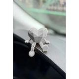 Glowify Prime Glowify Prime Sevimli Kalp Ayaklı Torpido Süsü Kalp Araba Süsü - Araç İçi Aksesuar Sevimli Kalp - Dekoratif Obje Beyaz
