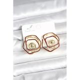 Gold Renk Bordo Mineli Geometrik Gül Model Kadın Küpe (Pirinç)