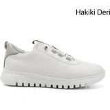 Gönderi(r) Kadın 001-Beyaz Dolgu Taban Lastik Bağcıklı Hakiki Deri Sneaker