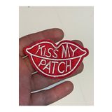 Gönülden Tasarım 7x4 Cm Ütü Ile Yapışan Kiss My Yazılı Kırmızı Dudak Aplik Arma Yama