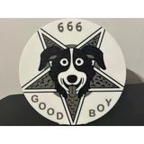 Good Boy Duvar Plaketi - 3D Yazıcı Karanlık Mizah Dekorasyonu - Pentagram Köpek Biblo