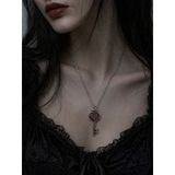 Gotik Kalp Anahtar Kolye Kırmızı Taşlı Metal Zincir Unisex Aksesuar