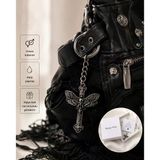 Gotik Kelebek Ve Haç Figürlü Anahtarlık – Alternatif Stil Unisex Aksesuar