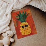 Gözlüklü Sevimli Ananas Çocuk Odası Duvar Posteri Çerçeveli Tablo Duvar Dekorasyonu - 21 x 30 - Çerçevesiz Poster