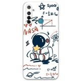 Gramaphone Realme 5i ile Uyumlu Astronot Desenli Telefon Kılıfı + Ekran Koruyucu - 5858
