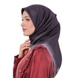 Gri Kenar Bordürlü Twill İpek Eşarp