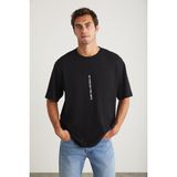Grimelange Harald Erkek Bisiklet Yaka %100 Pamuk Baskı Detaylı Siyah T-Shirt