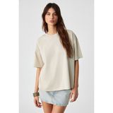 Grimelange LAGERTHA Kadın Oversize Fit Taş Rengi %100 Organik Pamuklu Kalın Dokulu Kısa Kol T-Shirt Günlük Stil