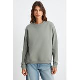 GRIMELANGE MAIJA Kadın İçi Şardonlu Süs Etiketi Detaylı Bisiklet Yaka Basic Açık Haki Sweatshirt