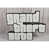 Gta Logo Tasarımlı Dekoratif Masaüstü Standı - 3D Yazıcı Gaming Oda Aksesuarı Ve Oyuncu Hediyesi