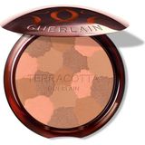 Guerlain Terracotta Bronze Powder Light 03 Hafif Yapılı Doğal İçerikli Makyaj Ürünü ile Ciltte Doğallık