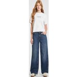 GUESS JEANS Kadın Crop Boxy T-shirt Nakış İşlemeli Beyaz