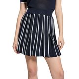 GUESS Kadın Cecilia Sweatshirt, Jet Siyah, S
