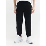 Guess Regular Fit Siyah Erkek Eşofman Altı Z6RB03K9YI1-JBLK Siyah Eşofman Altı