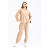 Gül Moda Kadın Kadife Boyunlu Tişört Ve Beli Lastikli Pantolon Üst Alt Takım Krem G100-1