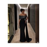 Gülcan Luxury Tek omuz pelerinli tasarım abiye