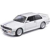 Gülce Design Bburago 1:24 BMW M3 1988 Model Araba Kız Erkek Çocuk Oyuncak Eğitici Oyuncaklar