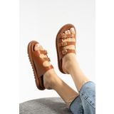 Güllü Shoes Taba Vegan Deri Üç Altın Tokalı Kadın Terlik | Ortopedik Konforlu Şık Yazlık Altın Detaylı Model