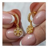 Gümüş Sallantılı Gold Kar Tanesi Kadın Küpe