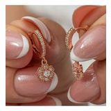 Gümüş Sallantılı Rose Minimal Çiçek Kadın Küpe