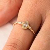 Gümüş Yüzük - 0.50 Karat Swarovski Taşlı Modern Tasarım 925 Ayar Gümüş Evlilik Teklifi Yüzüğü