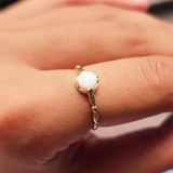 Gümüş Yüzük - Opal Taşlı Modern 925 Ayar Gümüş Tek Taş Evlilik Teklifi Yüzüğü