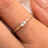 Gümüş Yüzük - Swarovski Taşlı Minimal Tasarım Gündelik Tektaş 925 Ayar Gümüş Yüzük