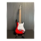 guson Strat Kasa Kırmızı Beyaz Elektro Gitar Sss ( Kılıf, Pena, Askı, Kablo Hediye )