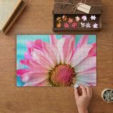 Güzel Pembe Çiçek Tasarımı 240 Parça Ahşap Puzzle Ahşap Kutuda MP05150