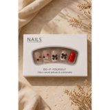 Hanori Collection Kare Takma Tırnak Seti - 24 Adet Orta Boy Full Cover Press On Nail - Red Fantasy