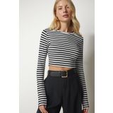 Happiness İst. MC00229 Siyah Beyaz Çizgili Kaşkorse Crop Bluz